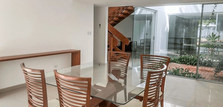 Casa en Venta – Zona Oeste