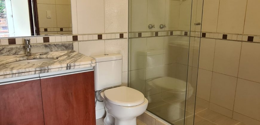 AV. PARAGUA CALLE 9- CASA EN VENTA