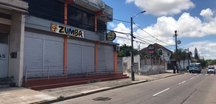 VENTA DE INVERSION INMUEBLE COMERCIAL SOBRE AVENIDA PIRAI A PRECIO DE TERRENO