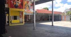 VENTA DE INVERSION INMUEBLE COMERCIAL SOBRE AVENIDA PIRAI A PRECIO DE TERRENO