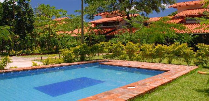 Casa de Lujo en Alquiler – Condominio Zona Oeste