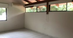 Casa de Lujo en Alquiler – Condominio Zona Oeste