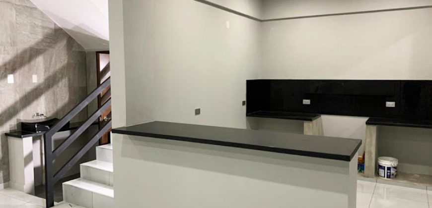 LINDA Y FUNCIONAL CASA EN VENTA A ESTRENAR!!!