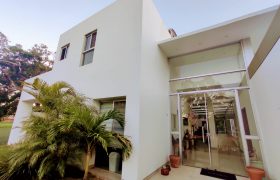 CASA EN ALQUILER CONDOMINIO LA FLORESTA
