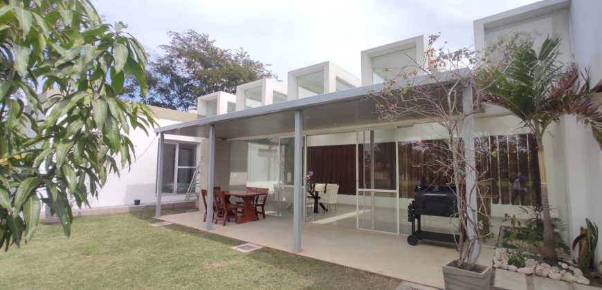 CASA EN ALQUILER CONDOMINIO LA FLORESTA