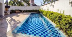 Departamento Lujoso con Muebles – Zona Equipetrol