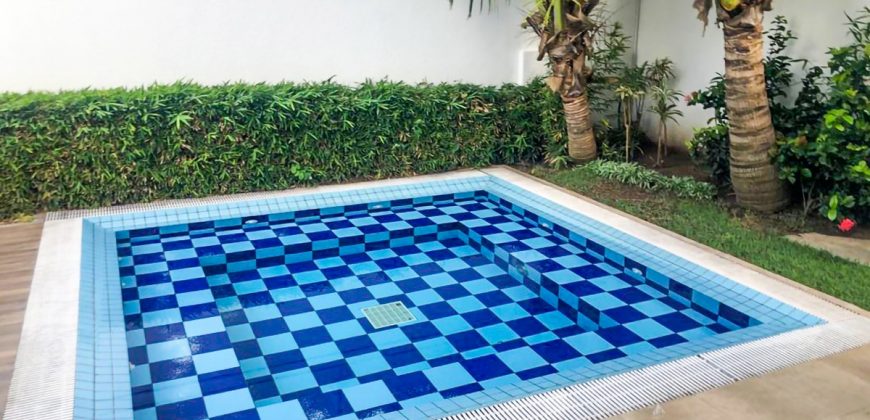 Departamento Lujoso con Muebles – Zona Equipetrol