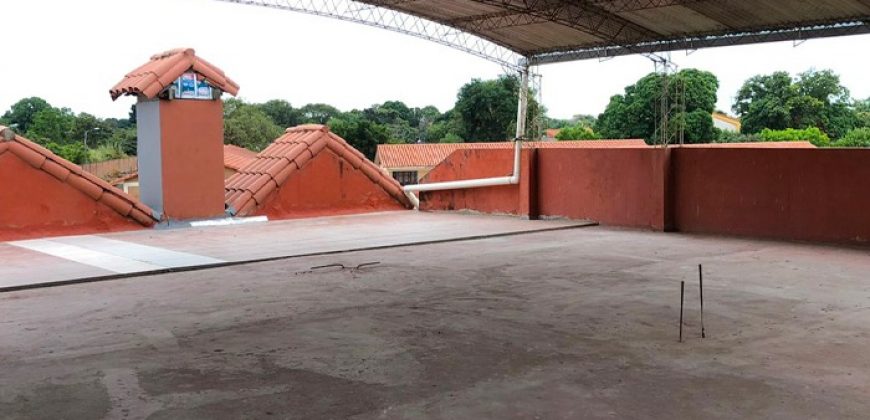 CASA AV MONTECRISTO Y VIRGEN DE COTOCA