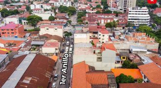 CASA COMERCIAL EN VENTA